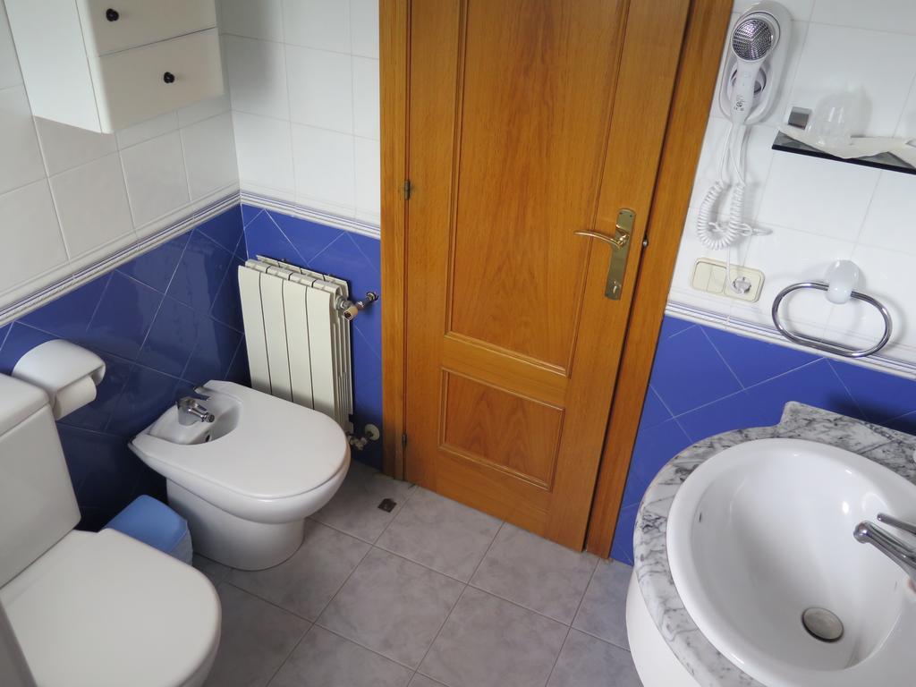 Apartaments El Ribal Valencia D'Aneu المظهر الخارجي الصورة