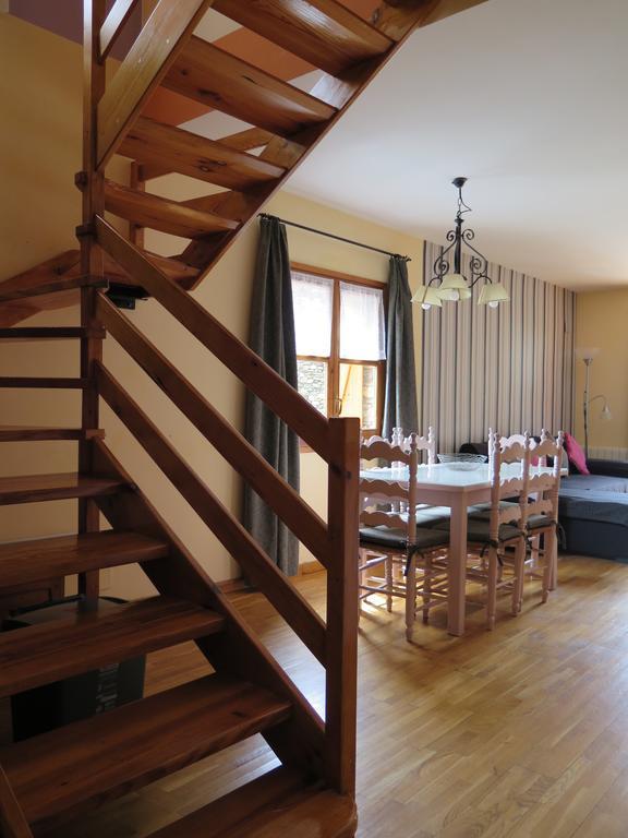 Apartaments El Ribal Valencia D'Aneu المظهر الخارجي الصورة